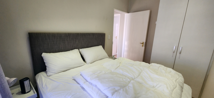 To Let 2 Bedroom Property for Rent in Table View Western Cape